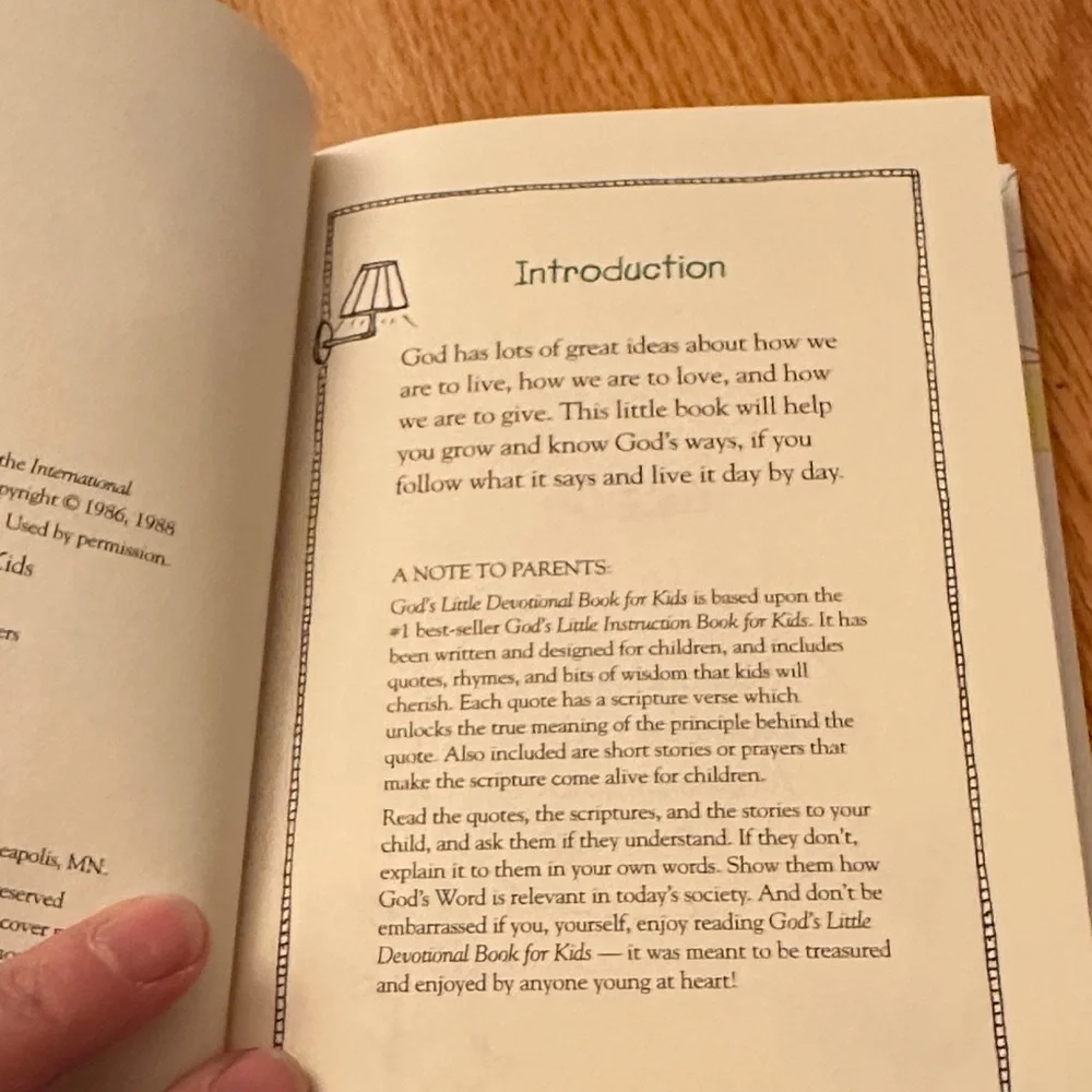 Colorful Kids Devotional Book - Picture 4 of 5